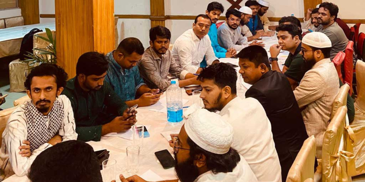 চার মাস না যেতেই ছাত্র রাজনীতির ঐক্যে বিভক্তির সুর চার মাস না যেতেই ছাত্র রাজনীতির ঐক্যে বিভক্তির সুর
