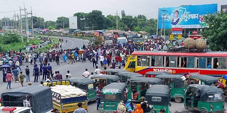 আজও ‘বাংলা ব্লকেড’, তীব্র যানজট হতে পারে যেসব এলাকায় আজও ‘বাংলা ব্লকেড’, তীব্র যানজট হতে পারে যেসব এলাকায়